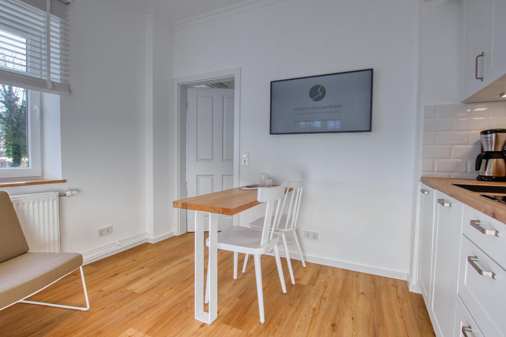 Landhaus Am Ufer - Wohnung 1 하일리겐하펜 외부 사진